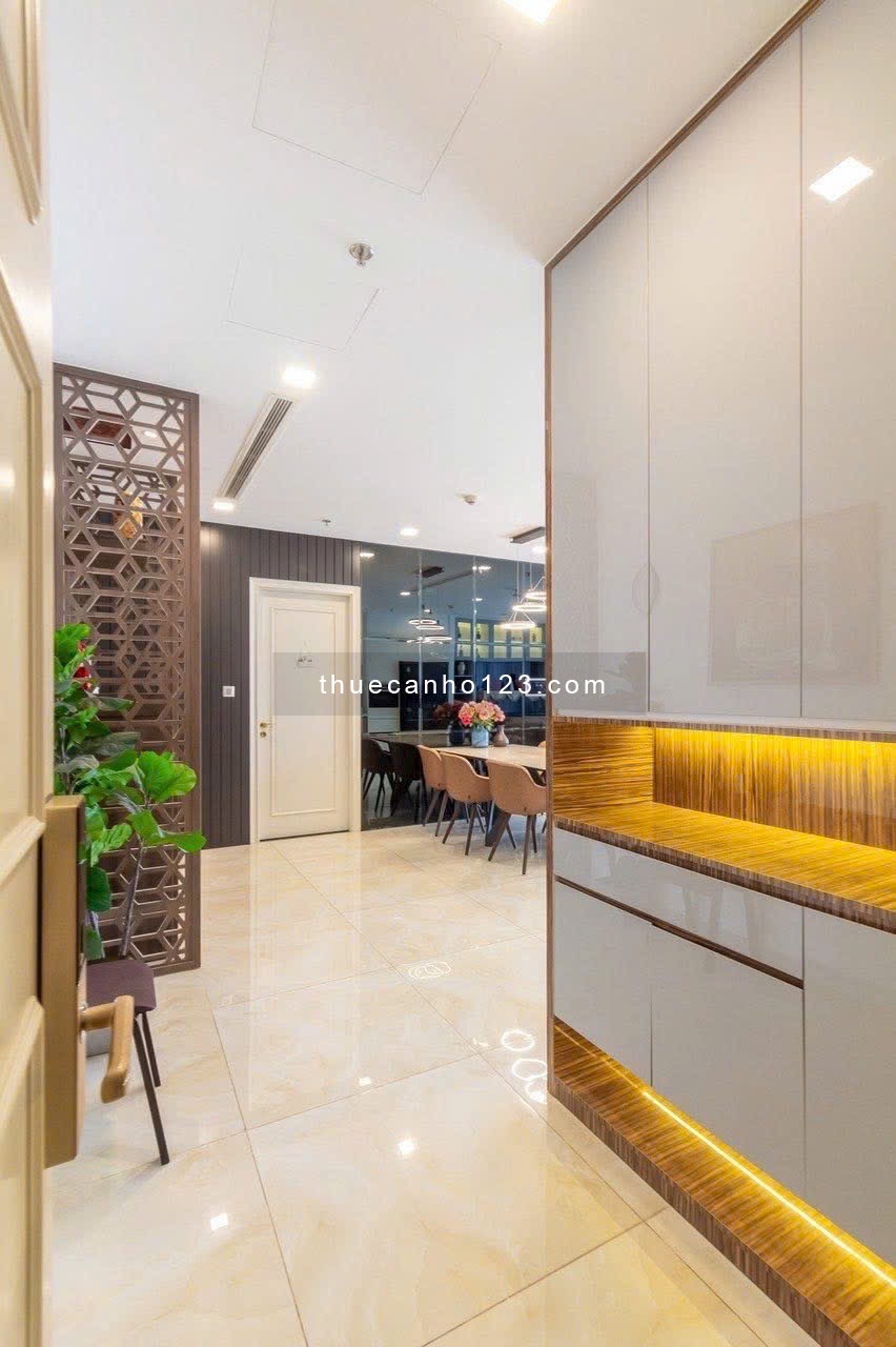 Giá tốt cho thuê căn 3PN cao cấp View sông pháo hoa- 118m2 - Vinhomes Bason Quận 1