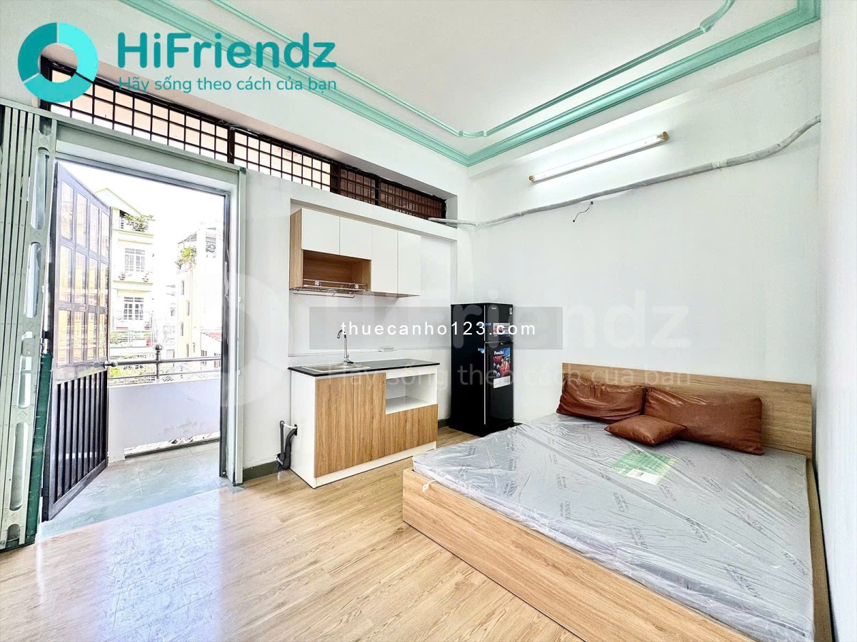 Cho thuê căn hộ 2 phòng ngủ – Có ban công rộng – Gần đường Cách Mạng Tháng 8, Quận 10.