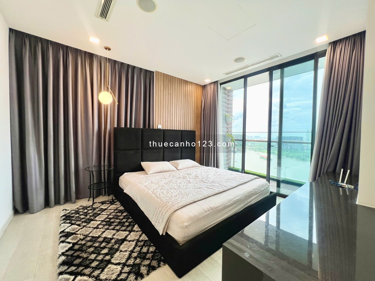 Giá tốt cho thuê căn 3PN cao cấp View sông pháo hoa- 118m2 - Vinhomes Bason Quận 1