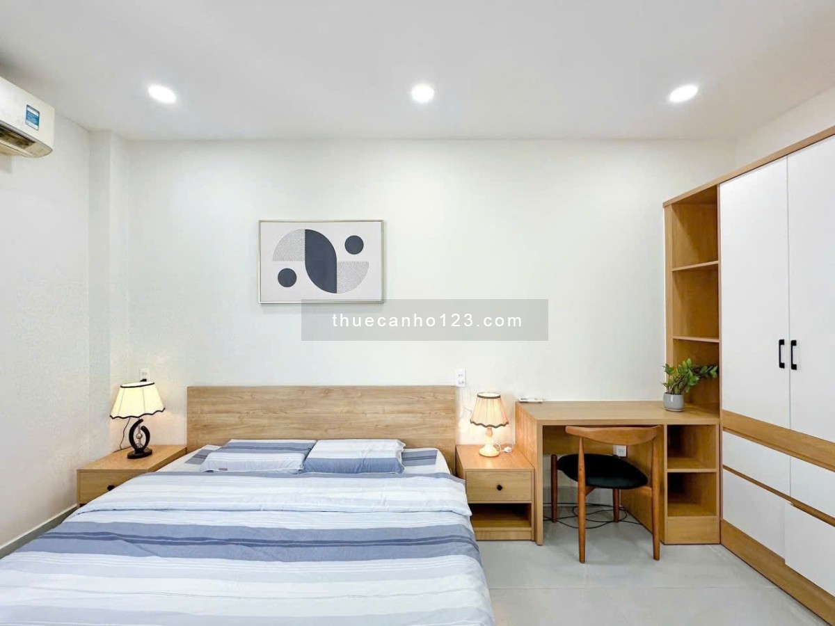 Cho thuê căn hộ 1PN 50m2 ban công sân vườn Máy giặt riêng Full Nội Thất trên đường Lê Văn Sỹ Quận 3