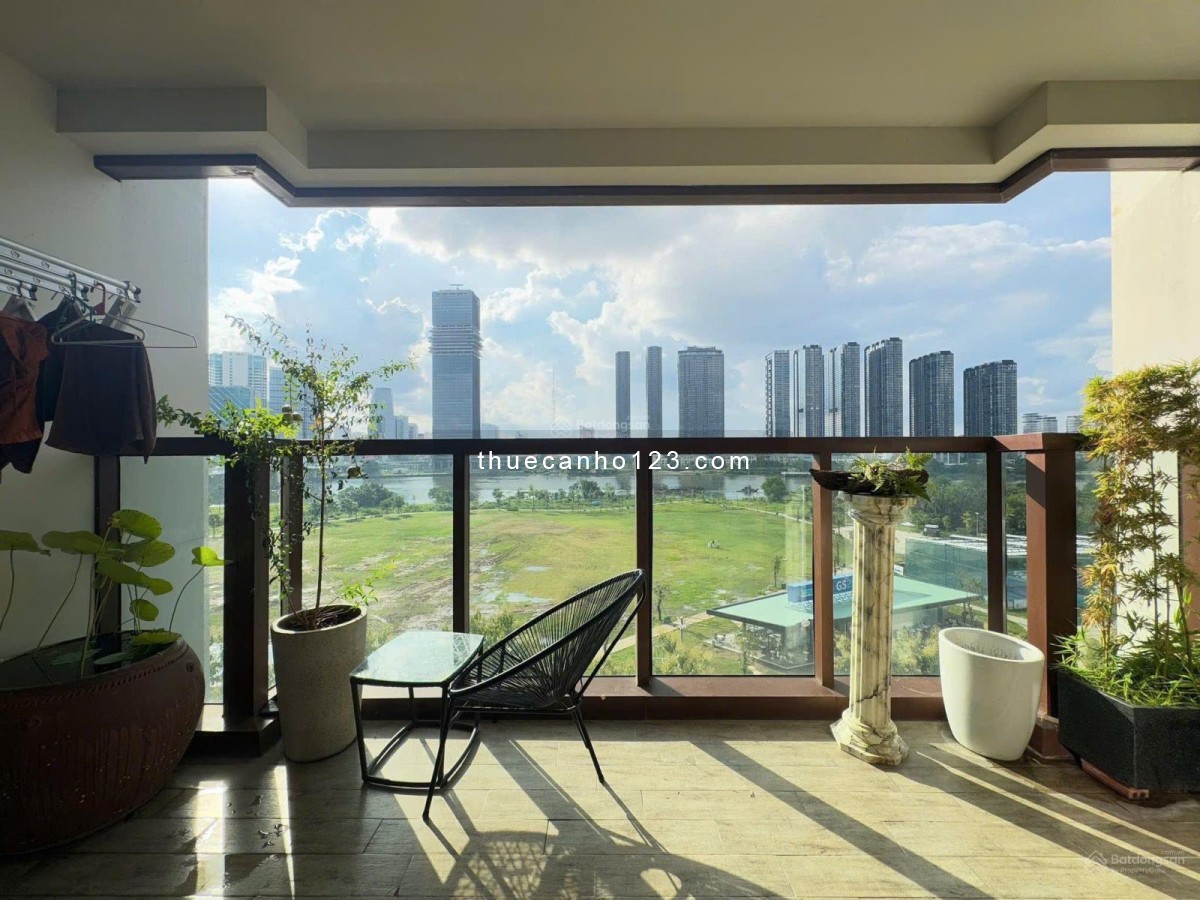 Cho thuê căn hộ Metropole Tháp C (Galleria). Full nội thất 168m2