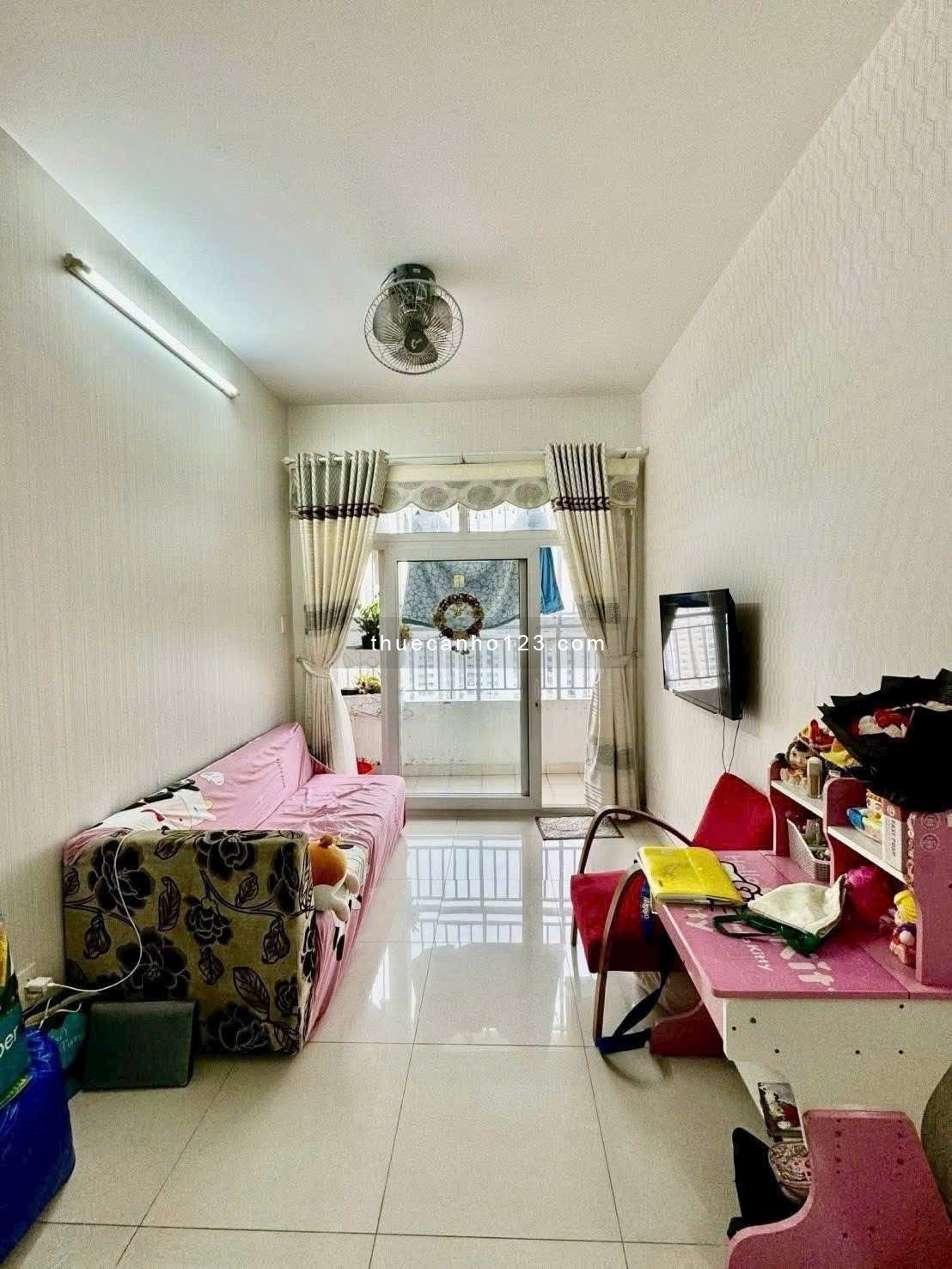 C/c Đặng văn Ngữ, PN: 81m2, 2p ngủ, 2wc, 12tr/th, Nhà mới.