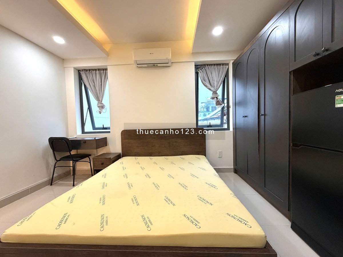 Cho thuê căn hộ Studio full nội thất máy giặt riêng – Ban công giếng trời – Tại Quận 10