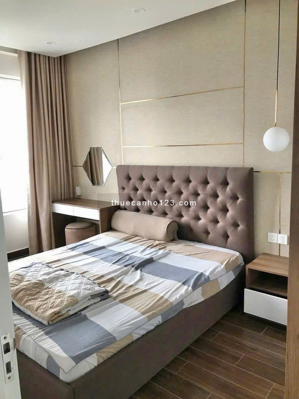 Chung cư Satra, Phan Đăng Lưu, PN: 2p ngủ, 95m2, full nội thất, 16triệu