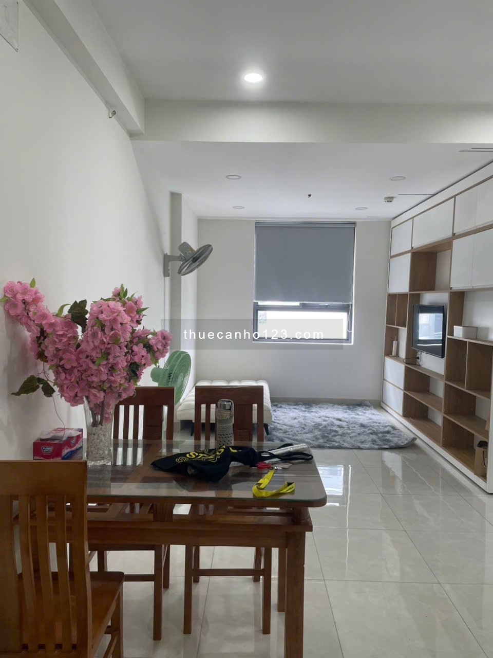 Chính chủ cần tìm người share căn hộ Saigon Intela 3PN 3WC, full nội thất từ 2tr đến 4.5tr