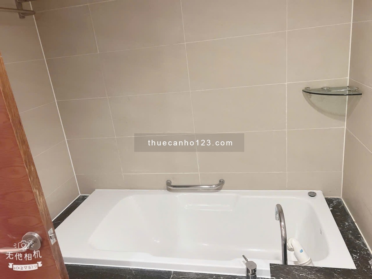 Cho thuê căn hộ cao cấp 4 phòng ngủ tại Keangnam Hanoi Landmark Tower (Landmark 72)