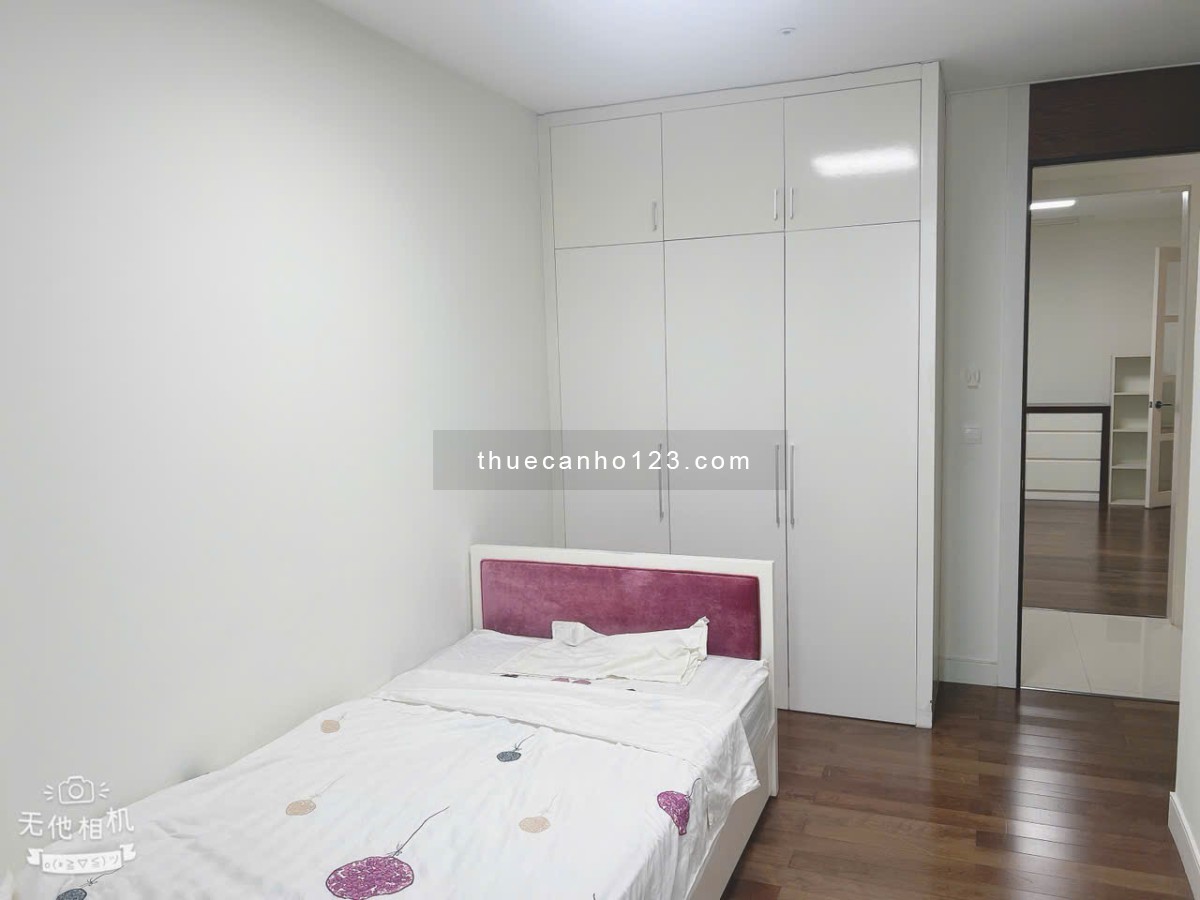 Cho thuê căn hộ cao cấp 4 phòng ngủ tại Keangnam Hanoi Landmark Tower (Landmark 72)