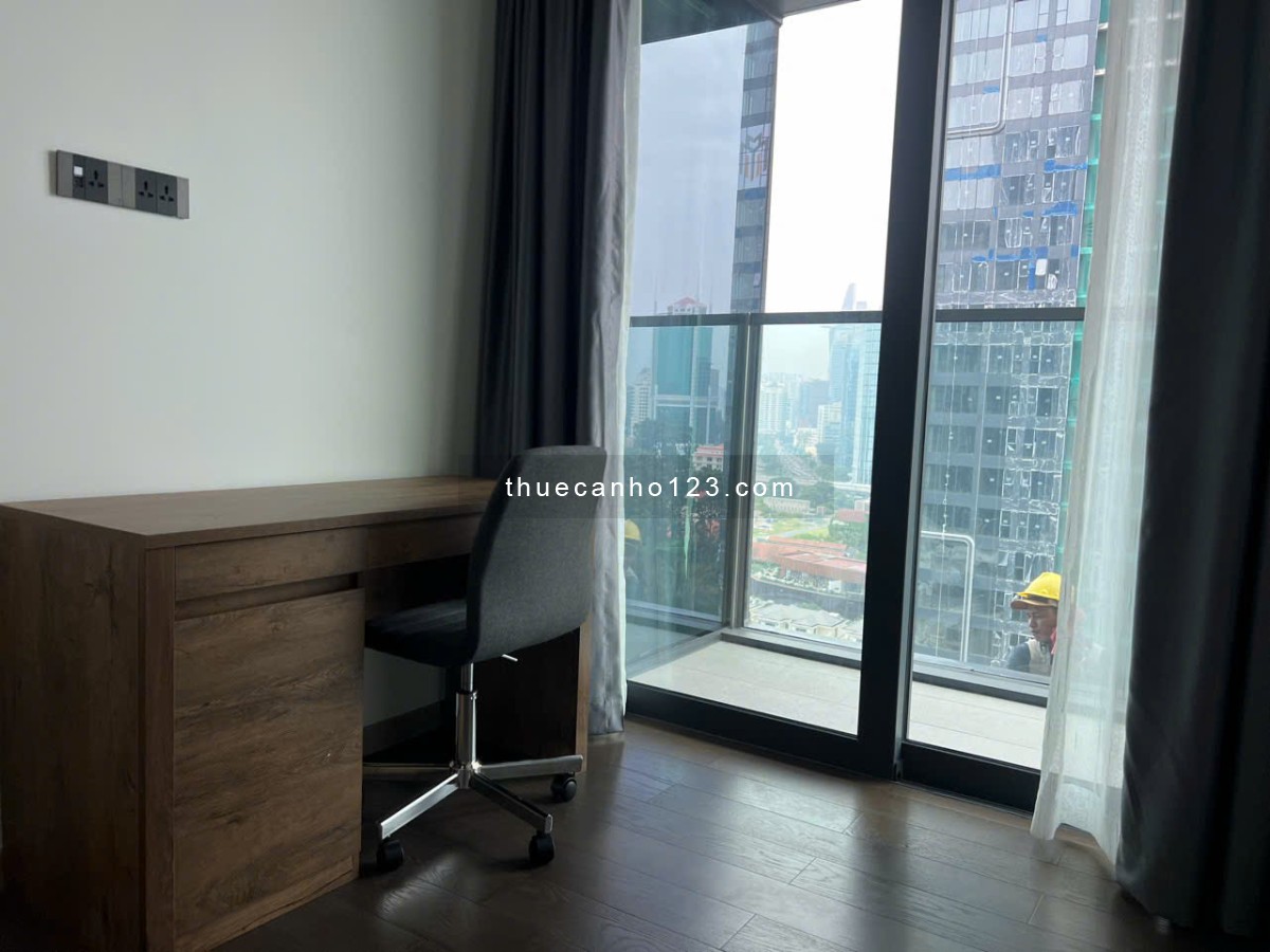 Cho thuê gấp CHCC Grand Marina Q1, 2PN, 1WC, Full NT, layout hiếm, view siêu đẹp, hàng hot, uy tín !