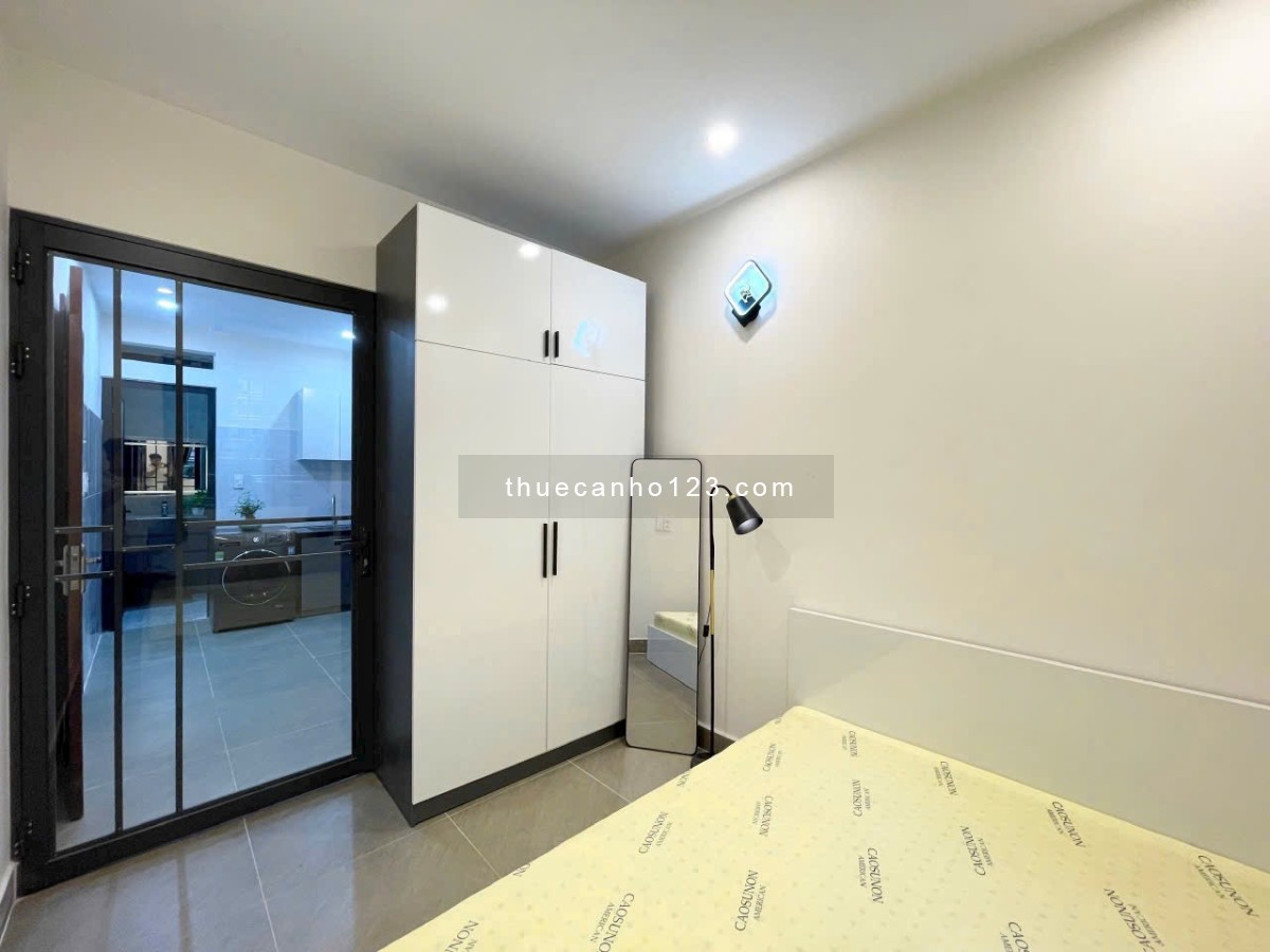 Cho thuê căn hộ 1pn full nội thất tách bếp gần Ngã Tư Hàng Xanh