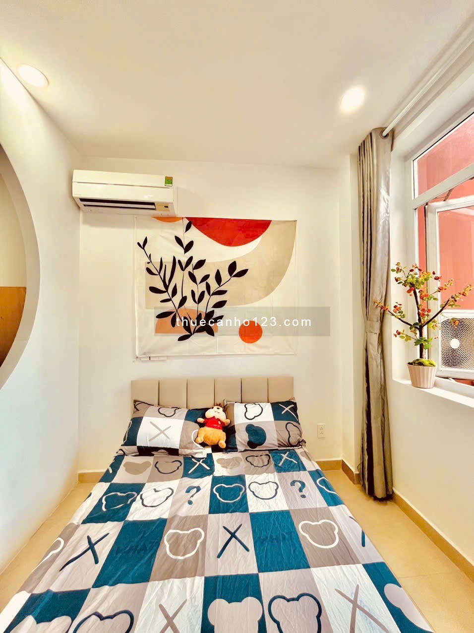 CHDV ban công 1 phòng ngủ full nội thất, giáp ngay Cầu Kiệu, giáp Quận 1