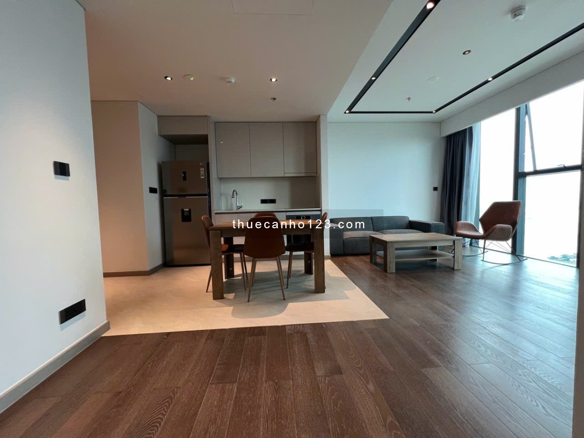 Cho thuê gấp CHCC Grand Marina Q1, 2PN, 1WC, Full NT, layout hiếm, view siêu đẹp, hàng hot, uy tín !