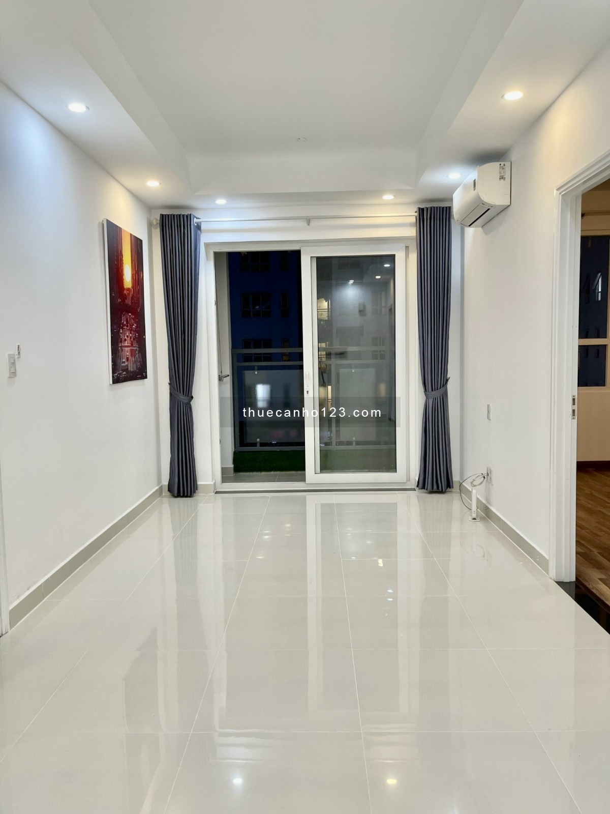 Chuyên cho thuê CH FLORITA Hưng Thịnh 2PN - 2WC