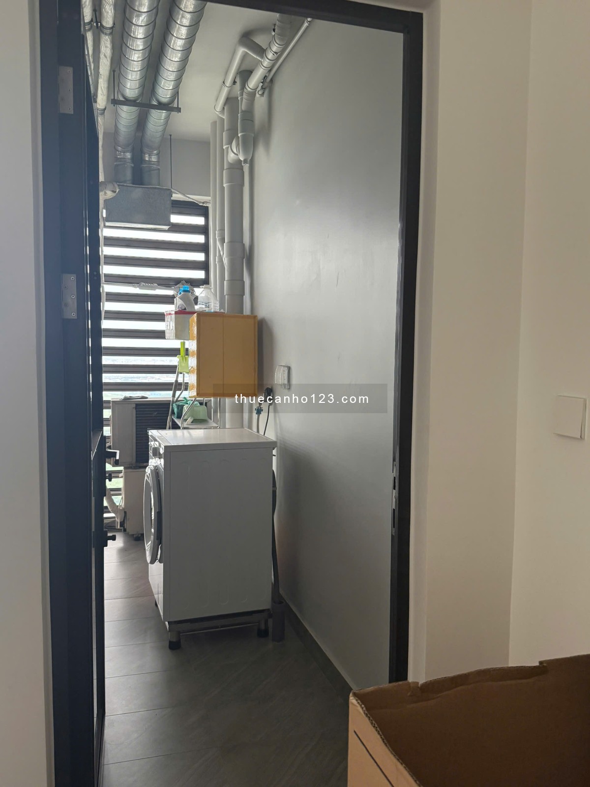 Cho thuê 2PN 2WC, Akari GĐ 2 nhà mới chưa qua sử dụng xem nhà thực tế