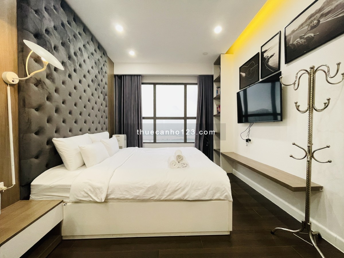 Cho thuê căn hộ 2PN, 76m2, Nhà đẹp, View Sông Thoáng Mát Cả Ngày tại The Sun Avenue Quận2