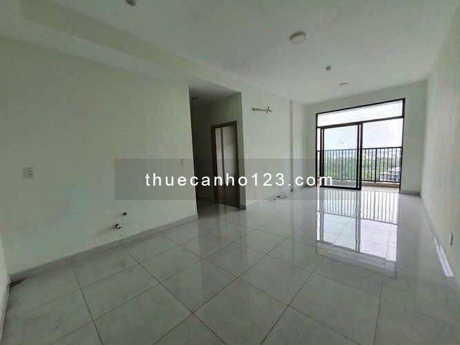 Cho thuê căn hộ 2 phòng ngủ, nhà trống sẵn ở ngay -giá 9.5 triệu / tháng