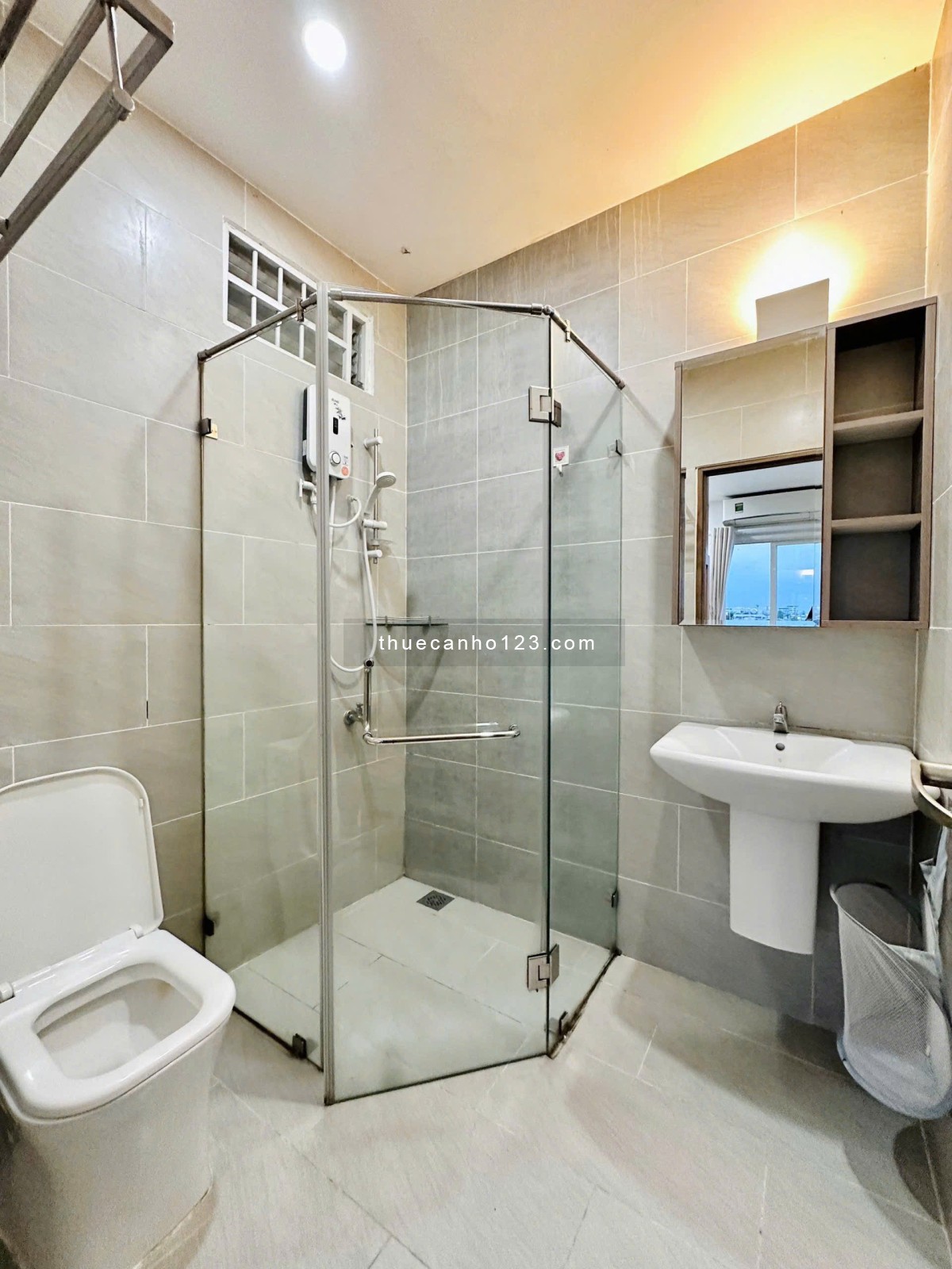 CHO THUÊ CĂN HỘ BÌNH THẠNH_STUDIO FULL NỘI THẤT_30M2_THANG MÁY_GIẶT RIÊNG_NGAY CẦU THỊ NGHÈ QUẬN 1