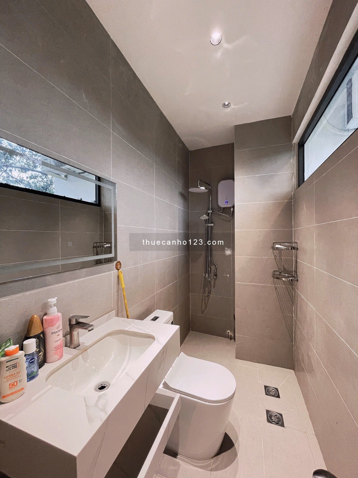 Cho thuê căn hộ Bình Thạnh, 1PN full nội thất, 30m², thang máy, ban công, giặt riêng, ngay cầu Thị N