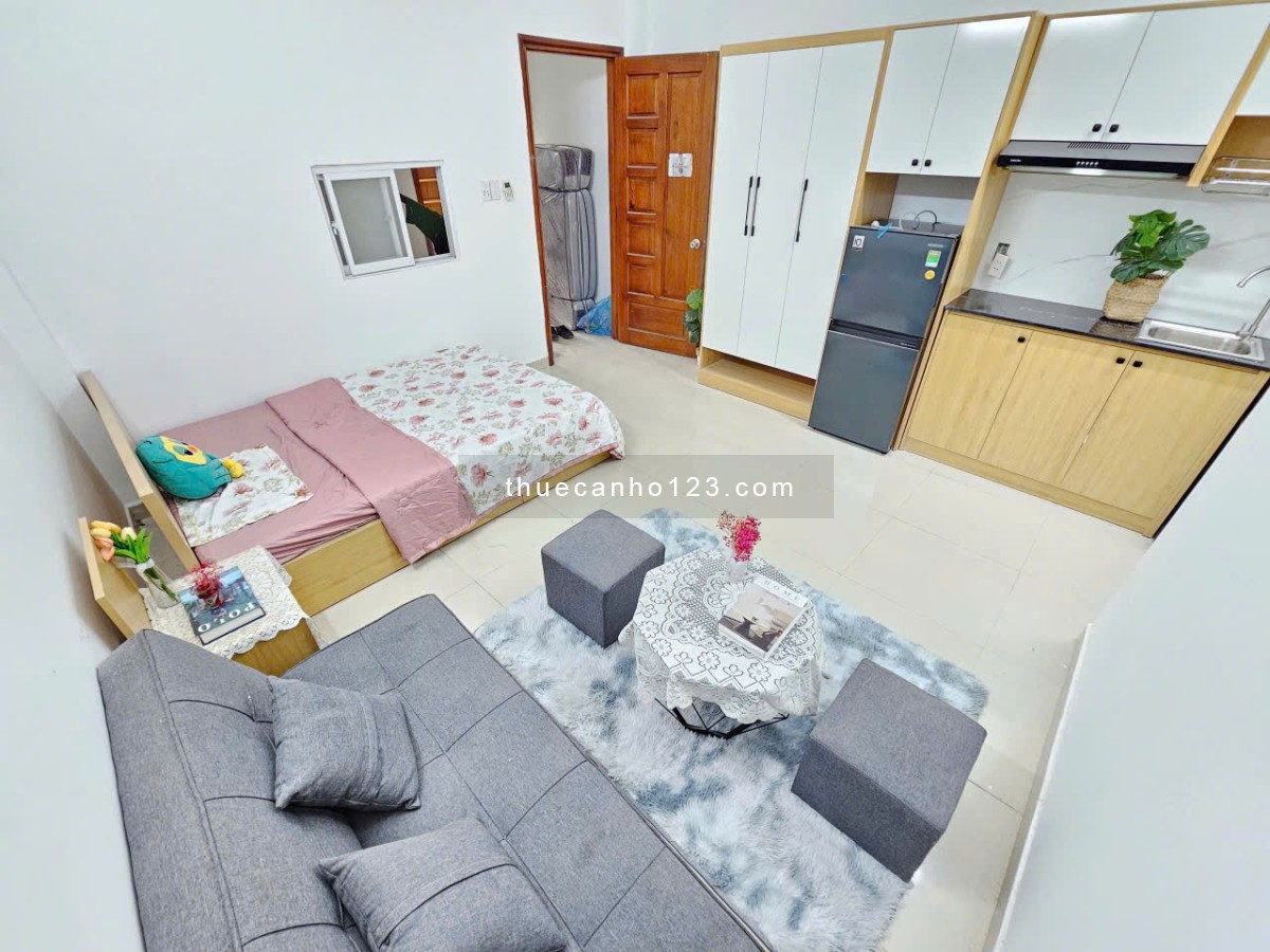 Cho thuê căn hộ Bình Thạnh, Studio full nội thất, 30m², ngay chợ Bà Chiểu, có giặt riêng