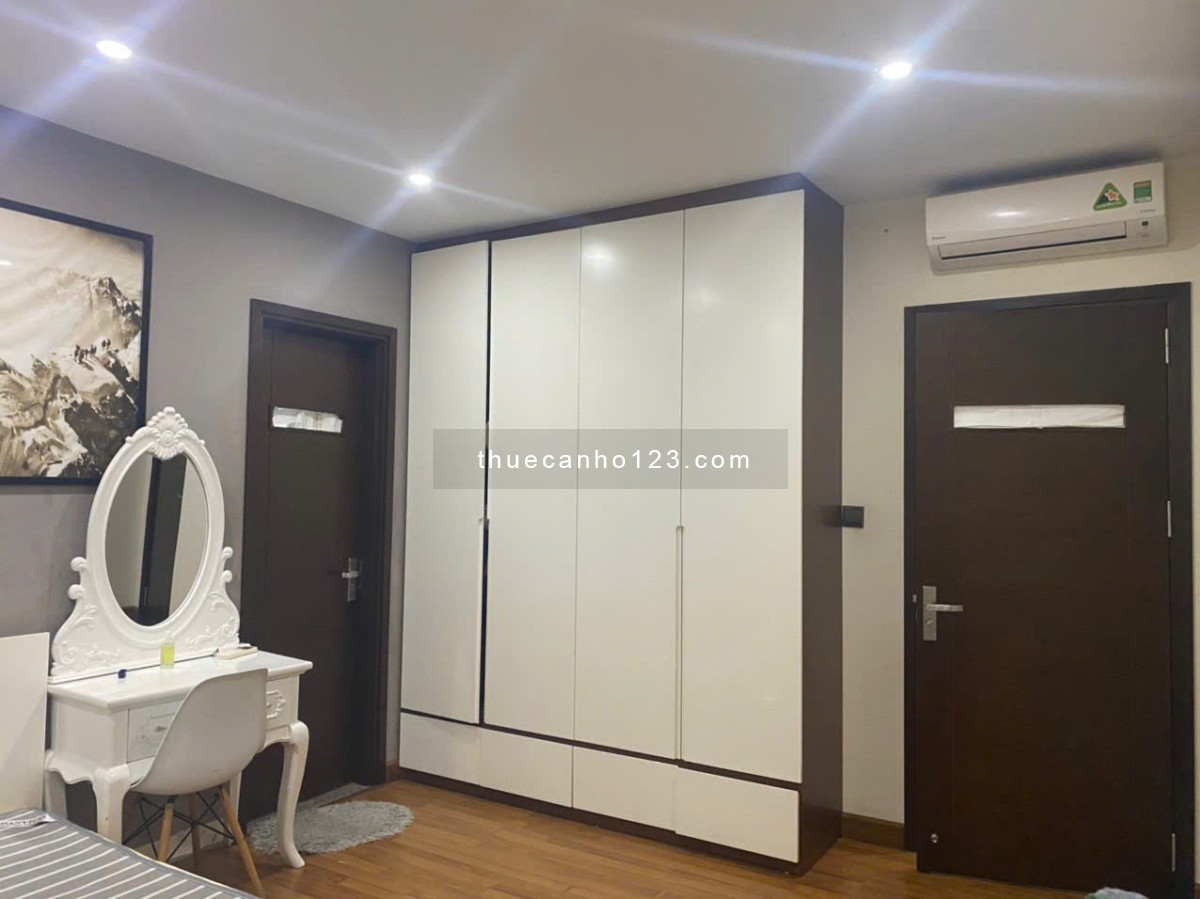 Cho thuê căn hộ chung cư Homecity - 2 phòng ngủ