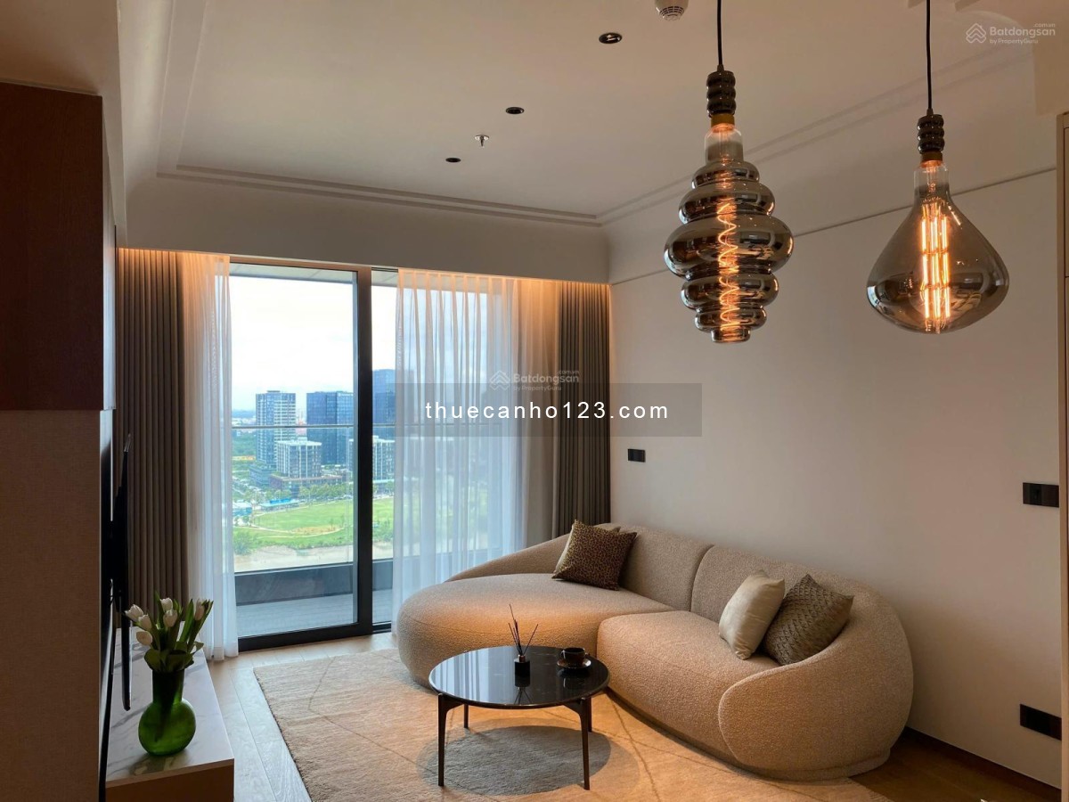 Cho thuê căn hộ chuẩn 5 sao Grand Marina Saigon, 3 Phòng ngủ 120m²