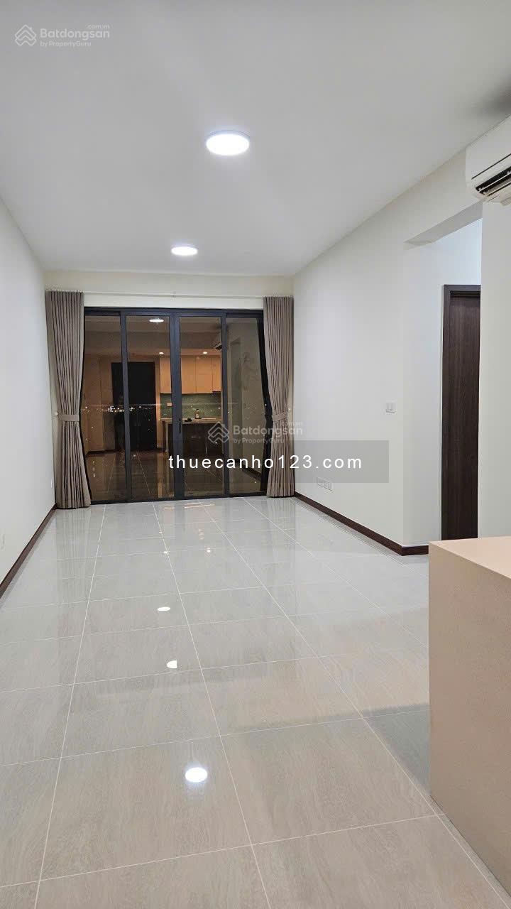 Cho thuê căn 2PN nội thất cơ bản One Verandah giá tốt