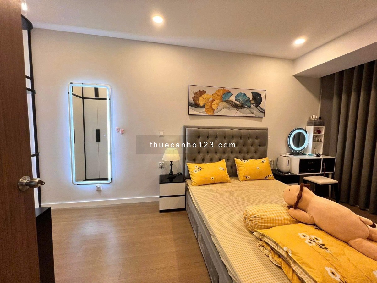Chung cư Satra, Phan Đăng Lưu, P7, PN: 145m2, 3PN, 2WC, Nội thất, 22tr/th