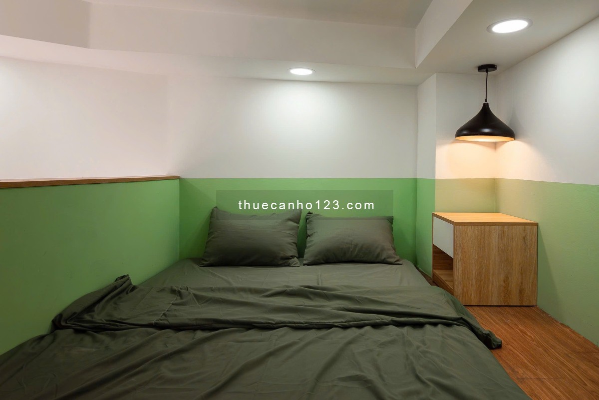 Căn hộ gác lửng có ban công, full nội thất, ngay trung tâm Tân Bình