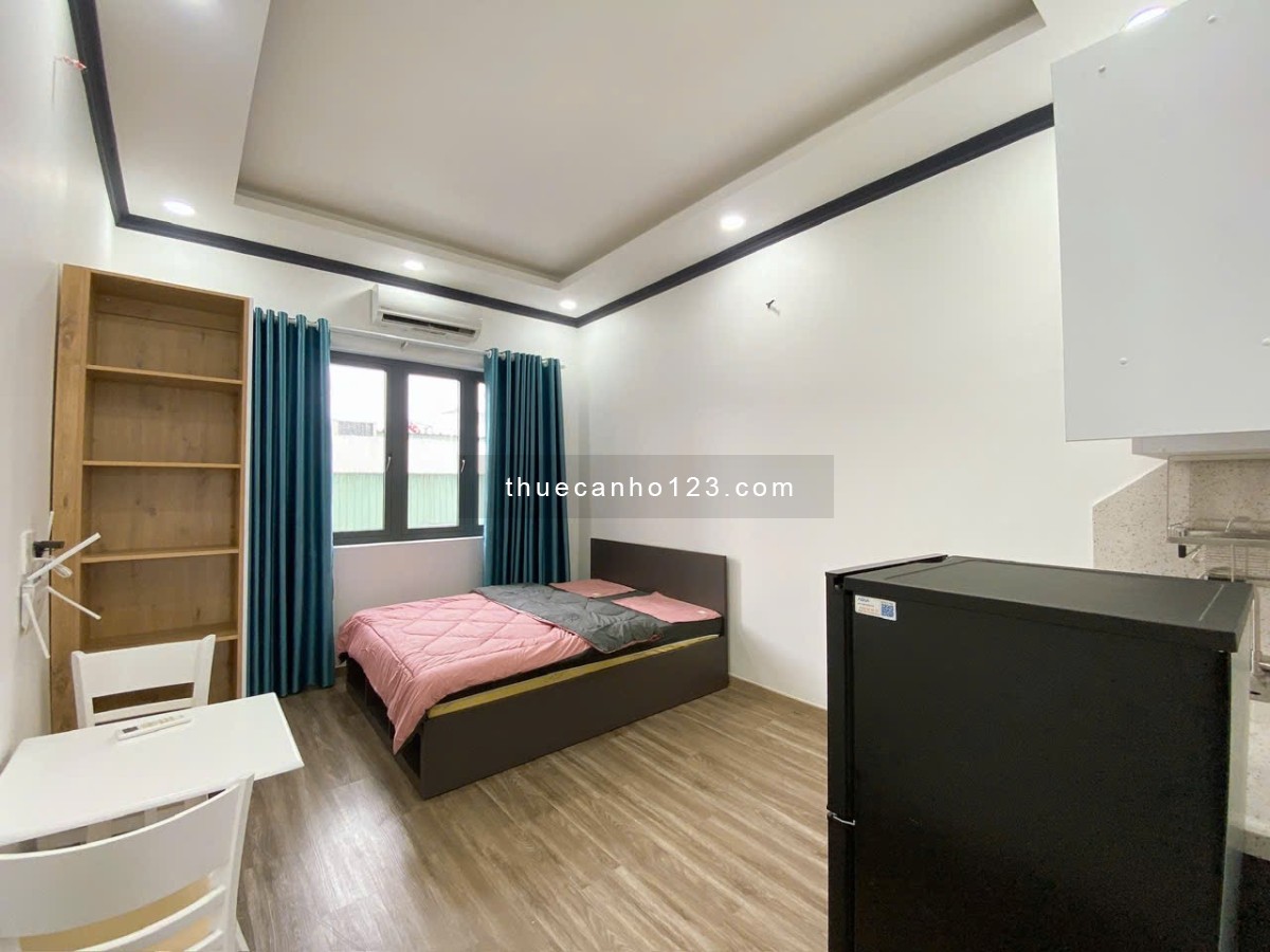 Căn hộ cửa sổ thoáng mát – fFull nội thất, ngay trung tâm Tân Bình