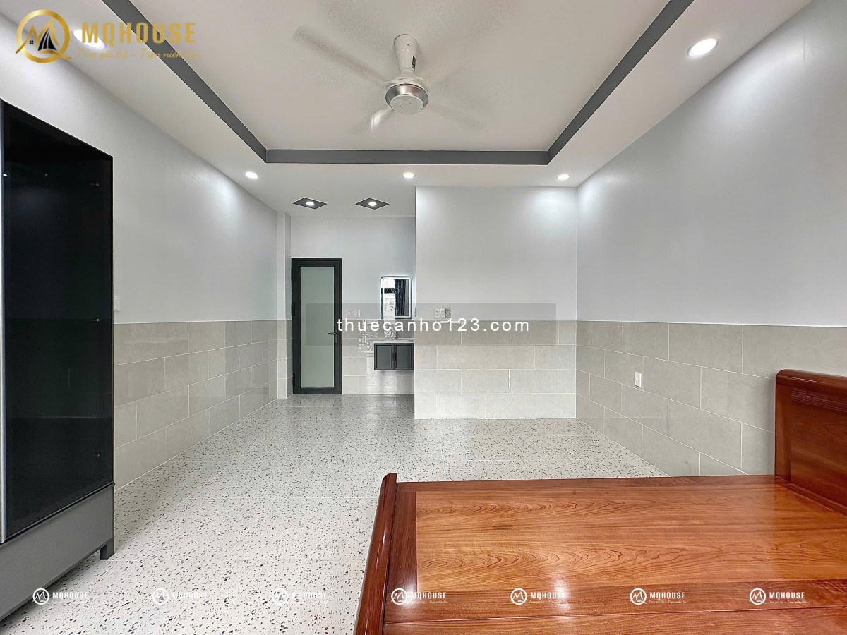 Cho thuê studio full nội thất có ban công cửa sổ full view ở Tân Phú