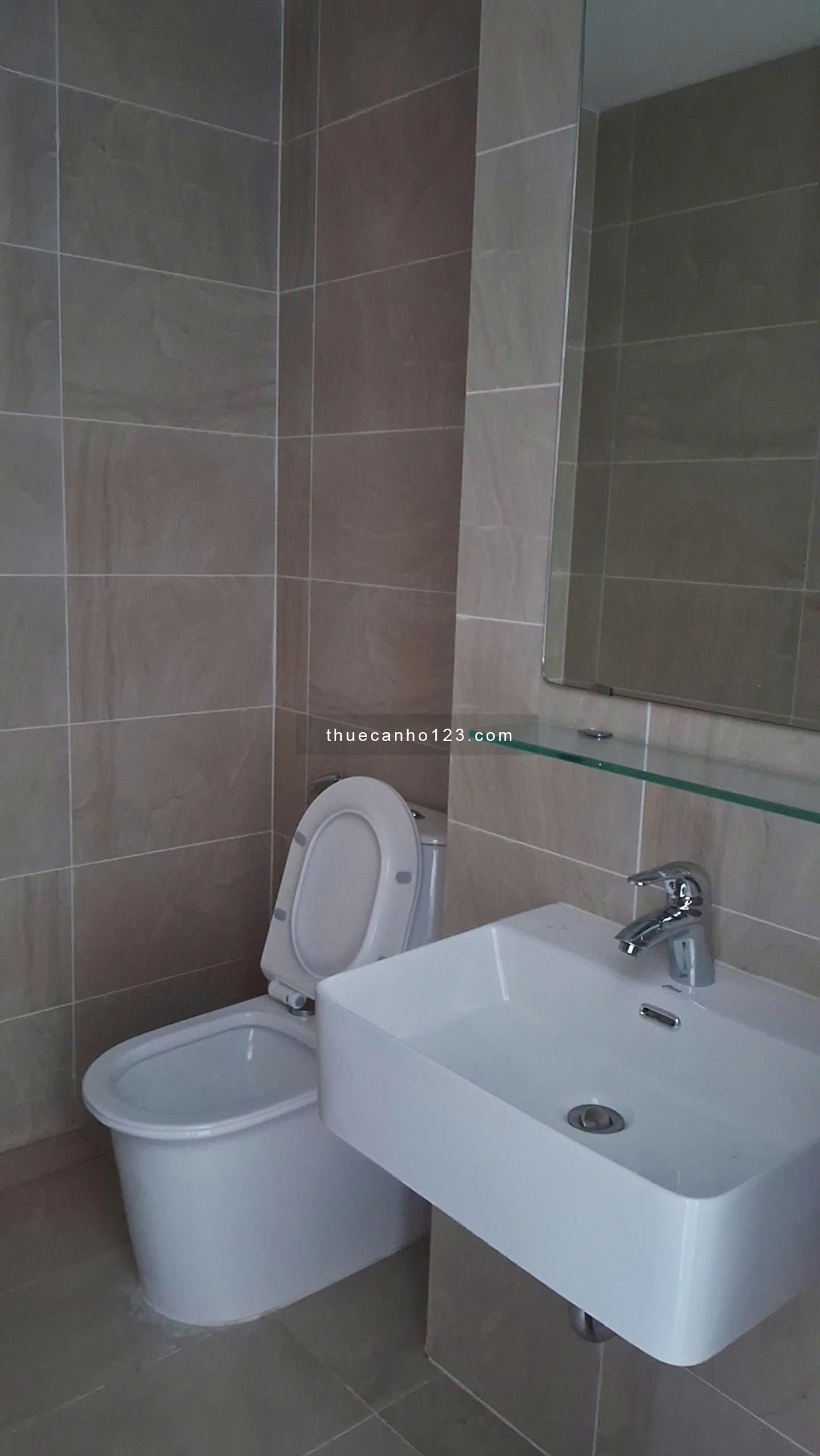 Cho Thuê Căn hộ Studio 40m2 giá nhà trống: 4tr - Full Nội thất 5tr