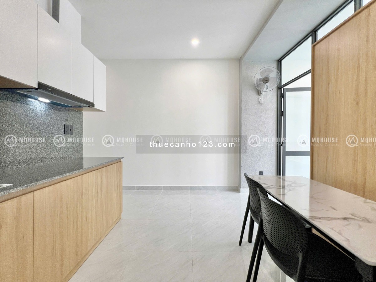 CHO THUÊ CĂN HỘ 1PN 1PK BAN CÔNG GẦN TÒA NHÀ SKY CENTER GIÁP PHÚ NHUẬN