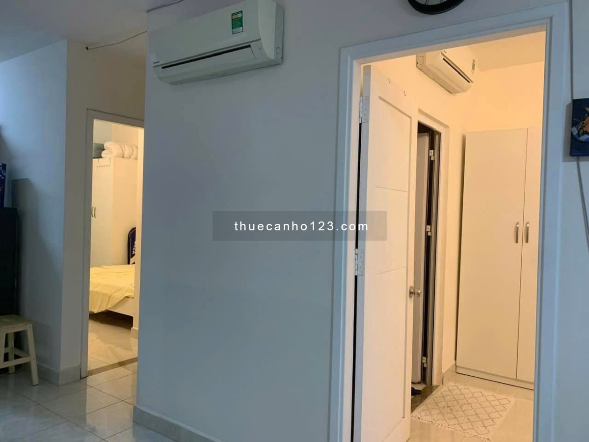 Chung cư Đặng văn Ngữ, Phú Nhuận: Căn góc 2p ngủ, nội thất, 12tr