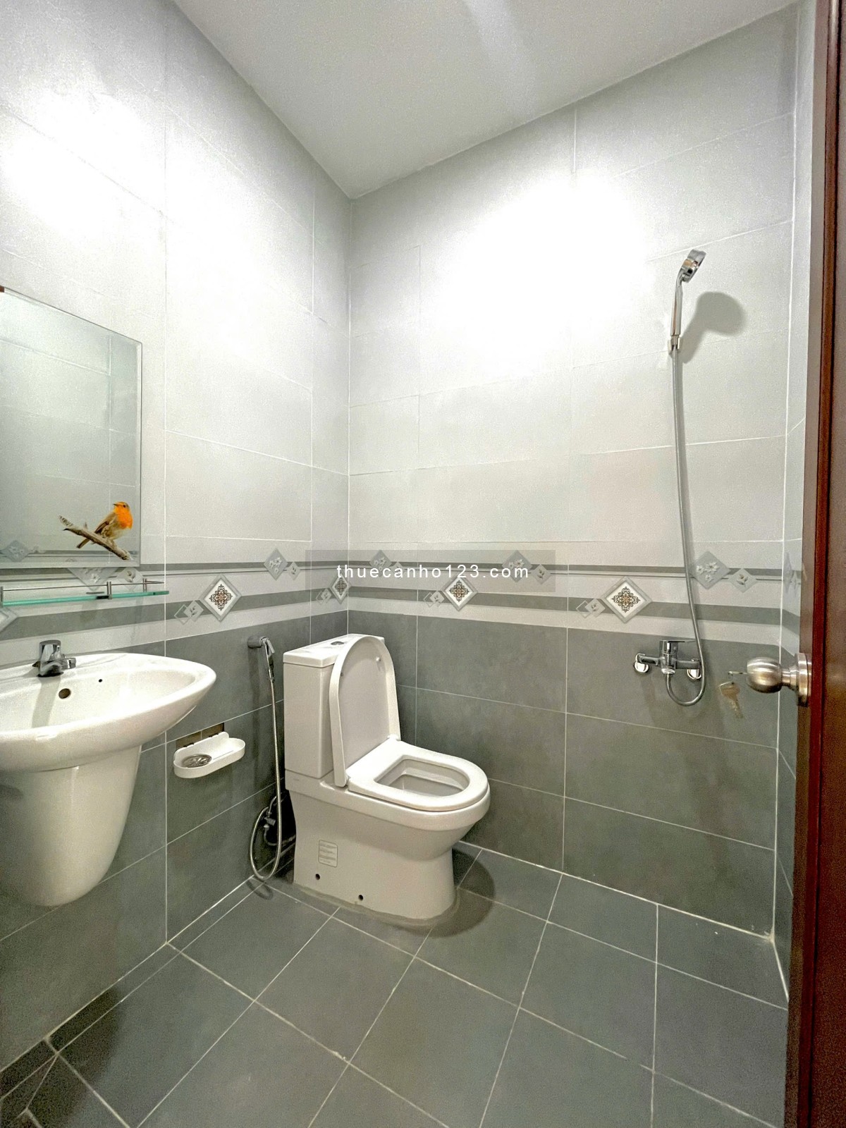 Studio ban công rộng rãi, full nội thất – gần sân bay Tân Sơn Nhất & CV Hoàng Văn Thụ