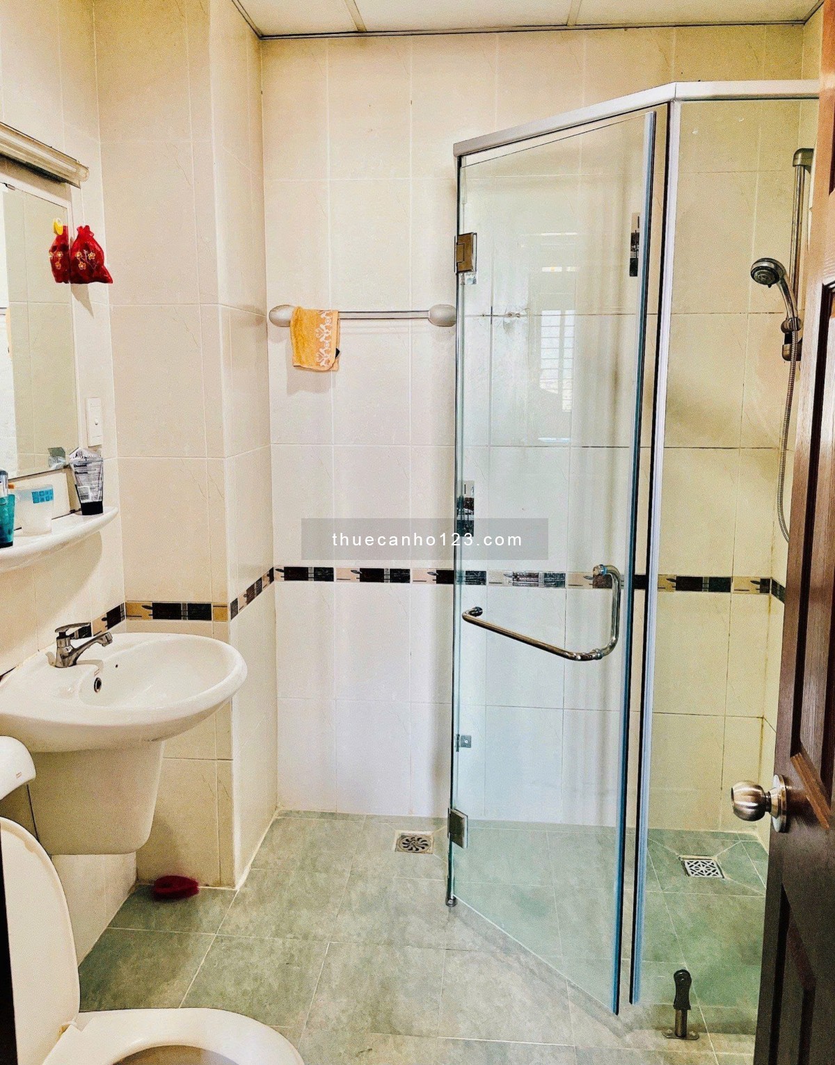 Screc Tower, 974A Trường Sa, Q3: 86m2, 2p ngủ, 2wc, full nt, 13tr/th