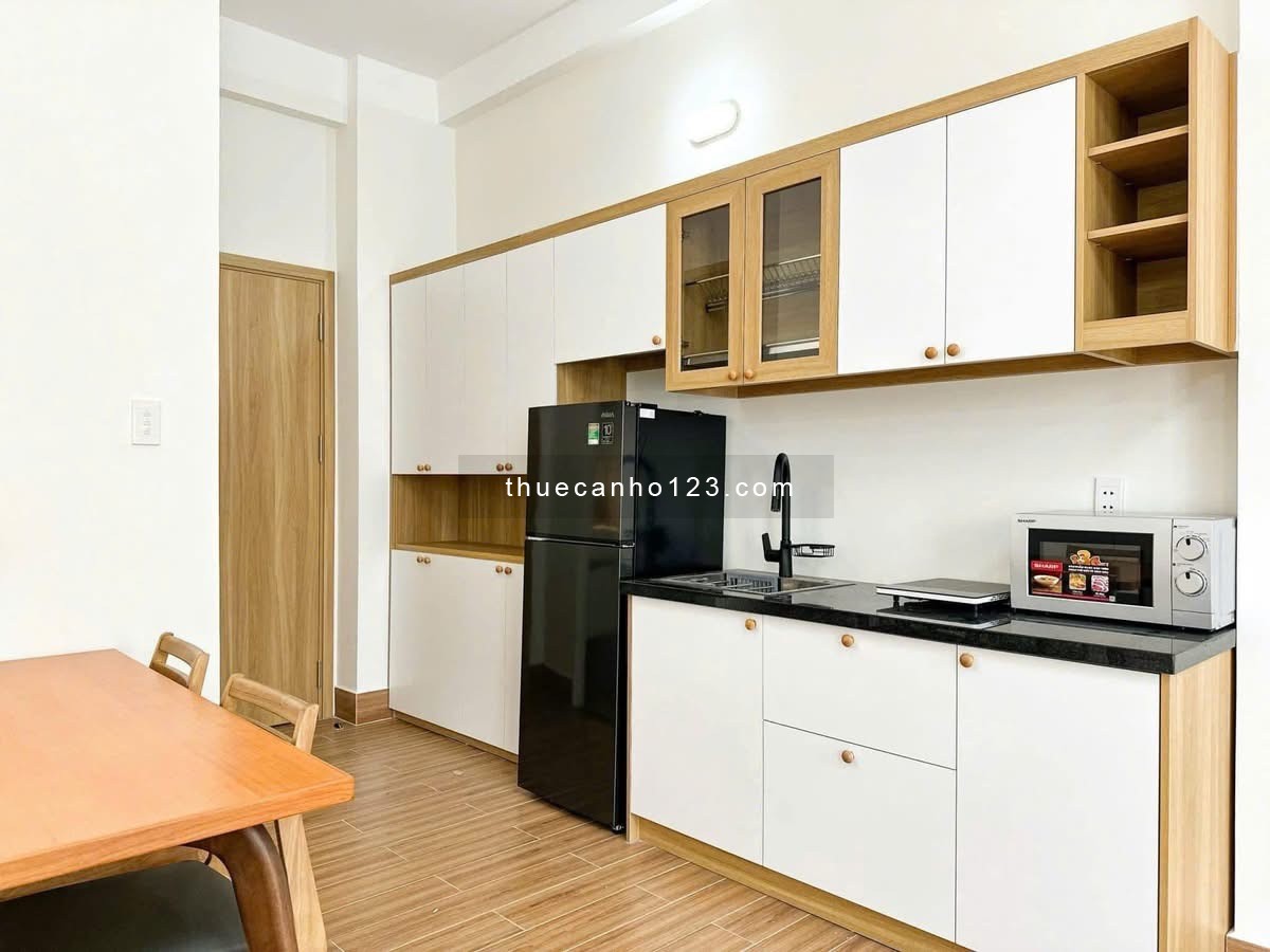 Căn hộ studio ban công ngay trung tâm Lotte mart Phu My Hung 35m2 tiện di chuyển SECC Khu chế xuất