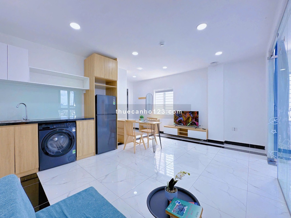 Cho thuê căn hộ 1pn có cửa sổ lớn đón nắng gần bến xe miền Đông