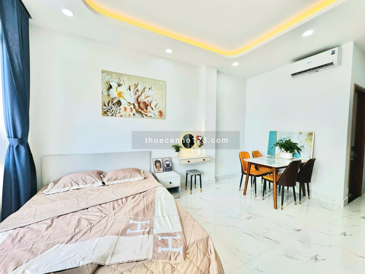 Căn hộ Ban công - Cửa sổ Thoáng Full NT 45m2 Máy giặt riêng tại Phùng Văn Cung, Phú Nhuận gần Q1, Q3