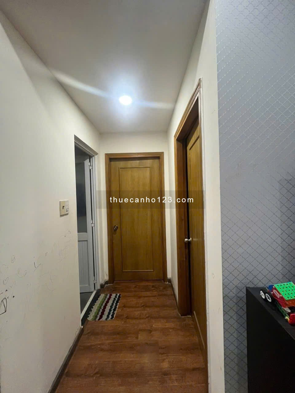 Chung cư Nguyễn Phúc Nguyên, Quận 3: 80m2, 2p ngủ, 2wc, full nt, 13tr/th