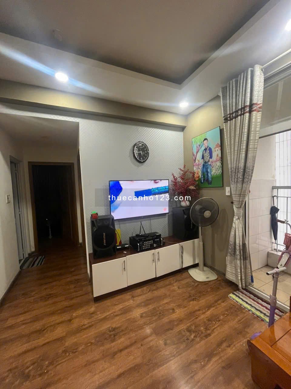 Chung cư Nguyễn Phúc Nguyên, Quận 3: 80m2, 2p ngủ, 2wc, full nt, 13tr/th