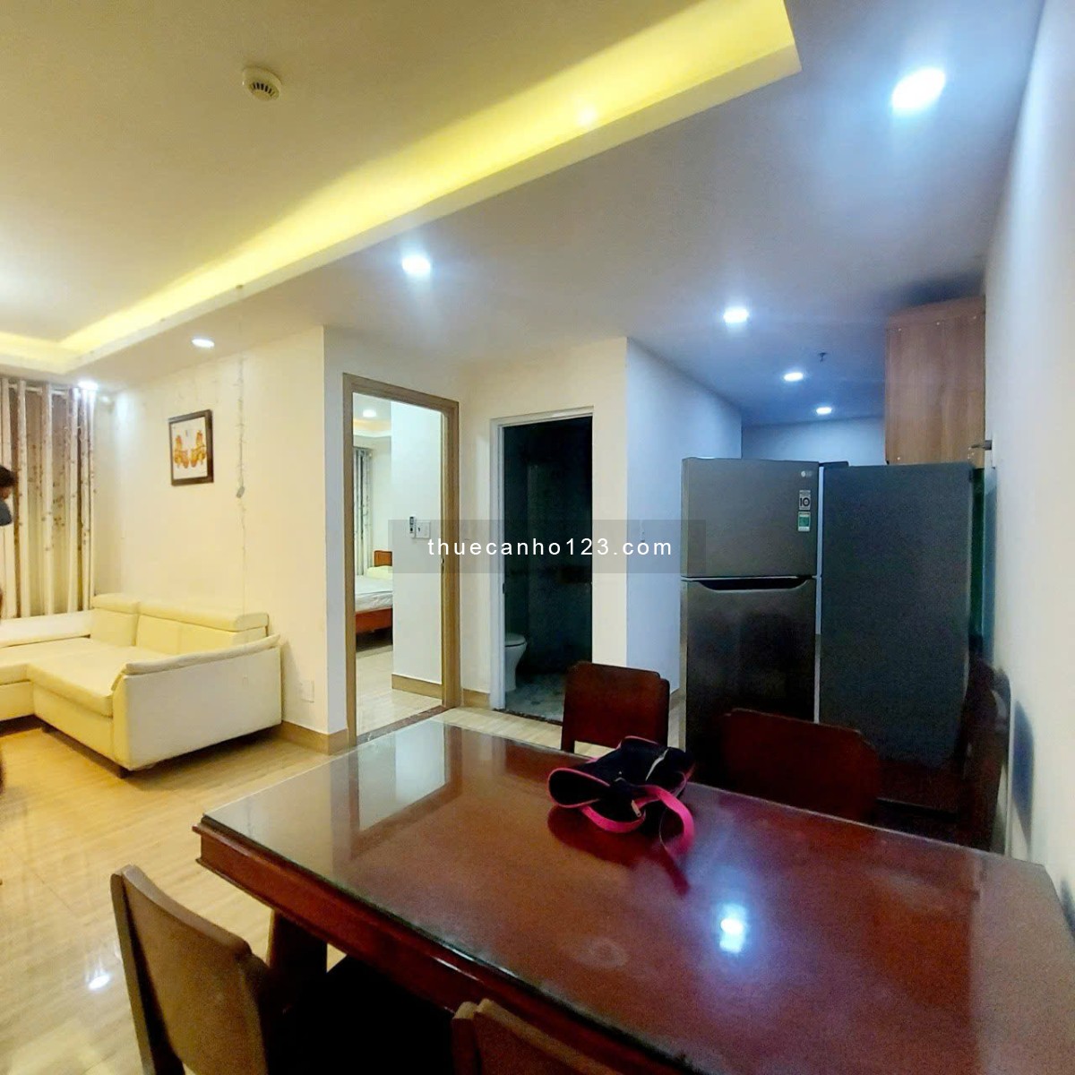 Chung cư 590, CMT8, Phường 11, Quận 3: 85m2, 2p ngủ, 2wc, 13tr