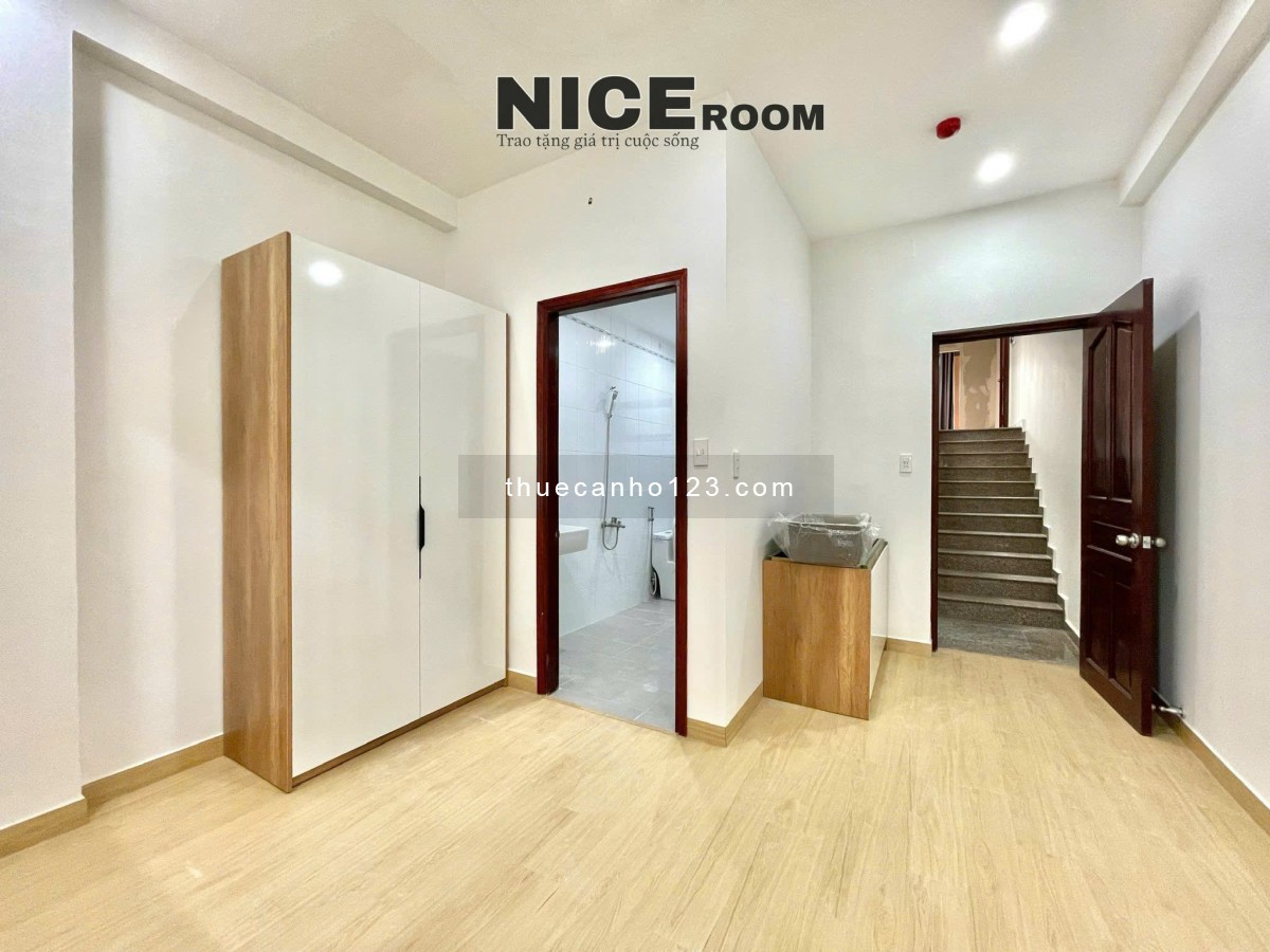 Căn hộ 1Pn Tách bếp Ban công thoáng tại Nguyễn Gia Trí, Bình Thạnh gần Ngã tư Hàng Xanh gần Q1, Q2