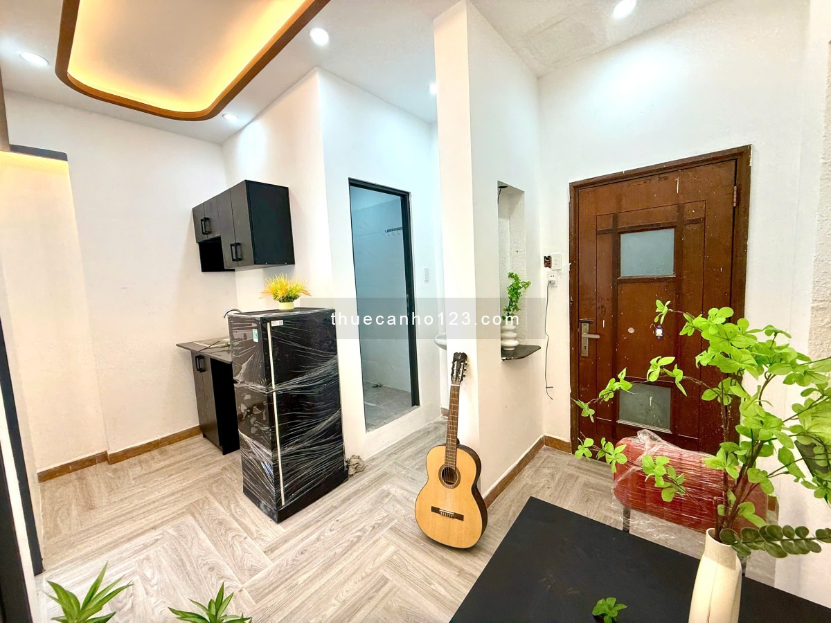 Cho Thuê Căn Hộ 2PN Ban Công Máy Giặt Riêng Mới Khai Trương Gần Đại Học Hoa Sen