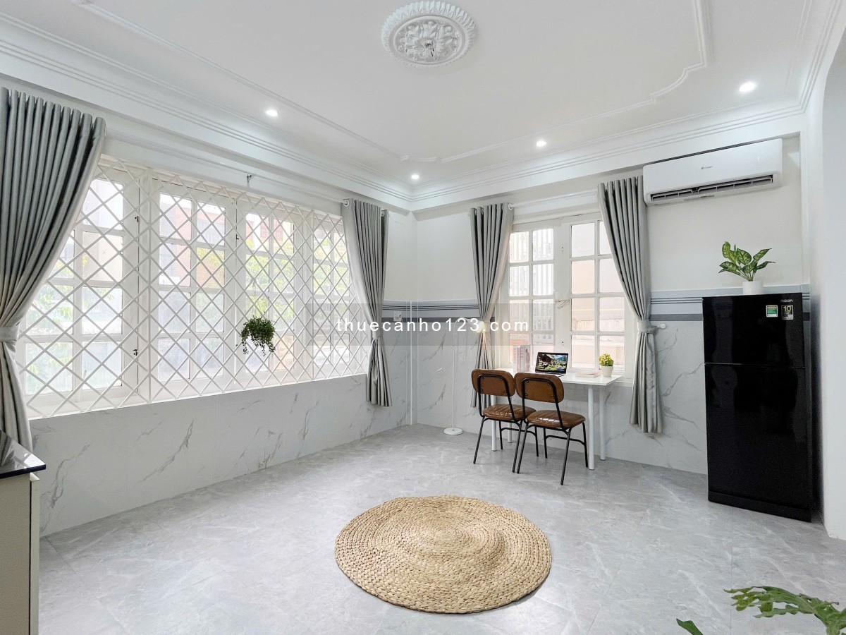 Studio 1PN full nội thất, cửa sổ lớn thoáng mát – gần sân bay Tân Sơn Nhất & CV Hoàng Văn Thụ
