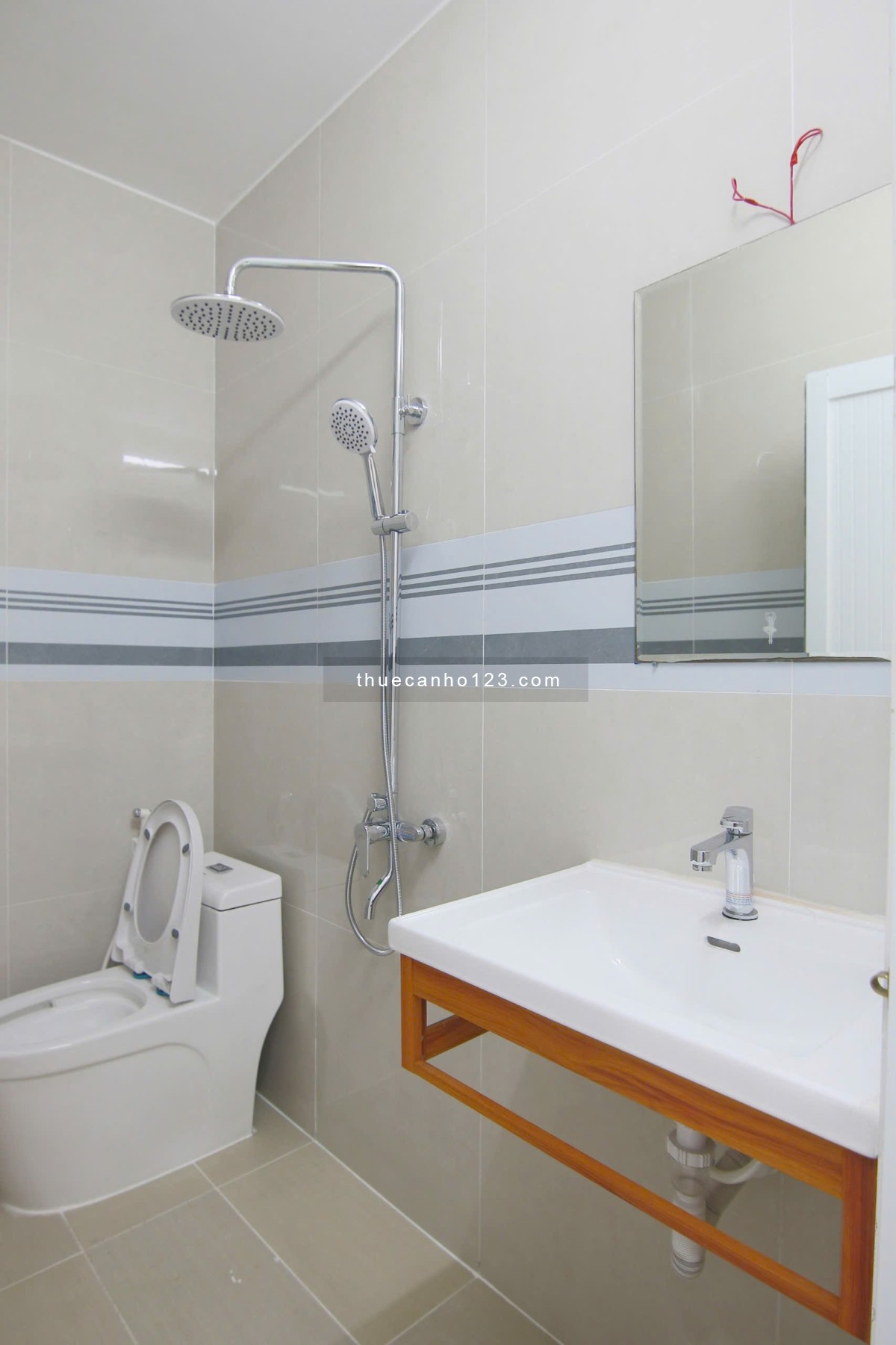 Studio 1PN full nội thất, cửa sổ lớn thoáng mát – gần sân bay Tân Sơn Nhất & CV Hoàng Văn Thụ