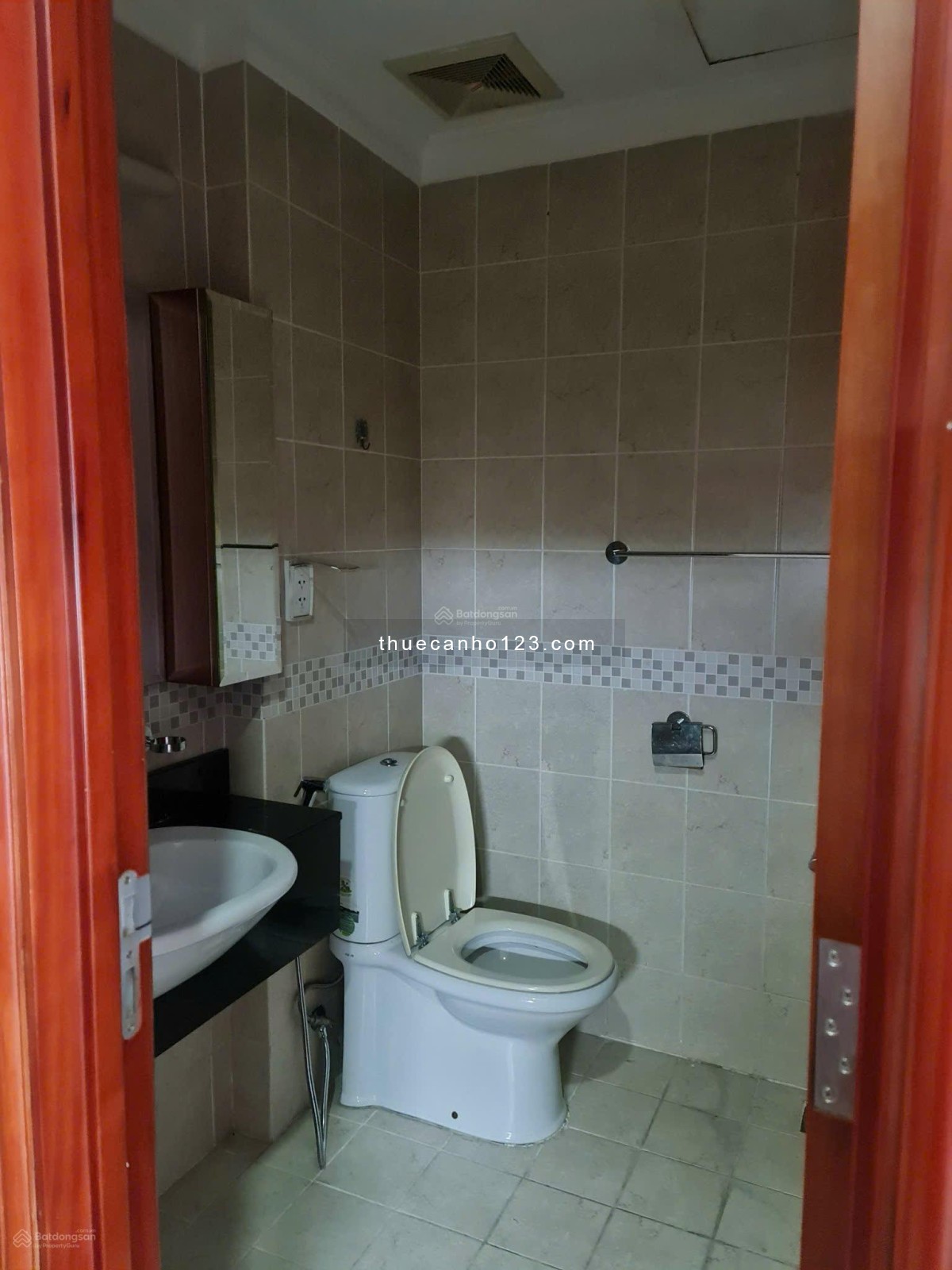 Cho thuê officetel The Manor, 10 triệu, 38m², không nội thất