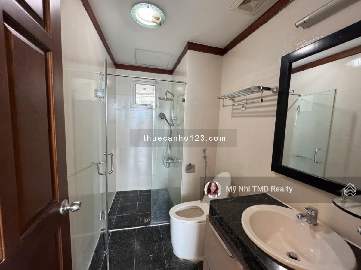 CHo thuê căn hộ 4PN 4WC diện tích rộng rãi - DT lớn 162m²