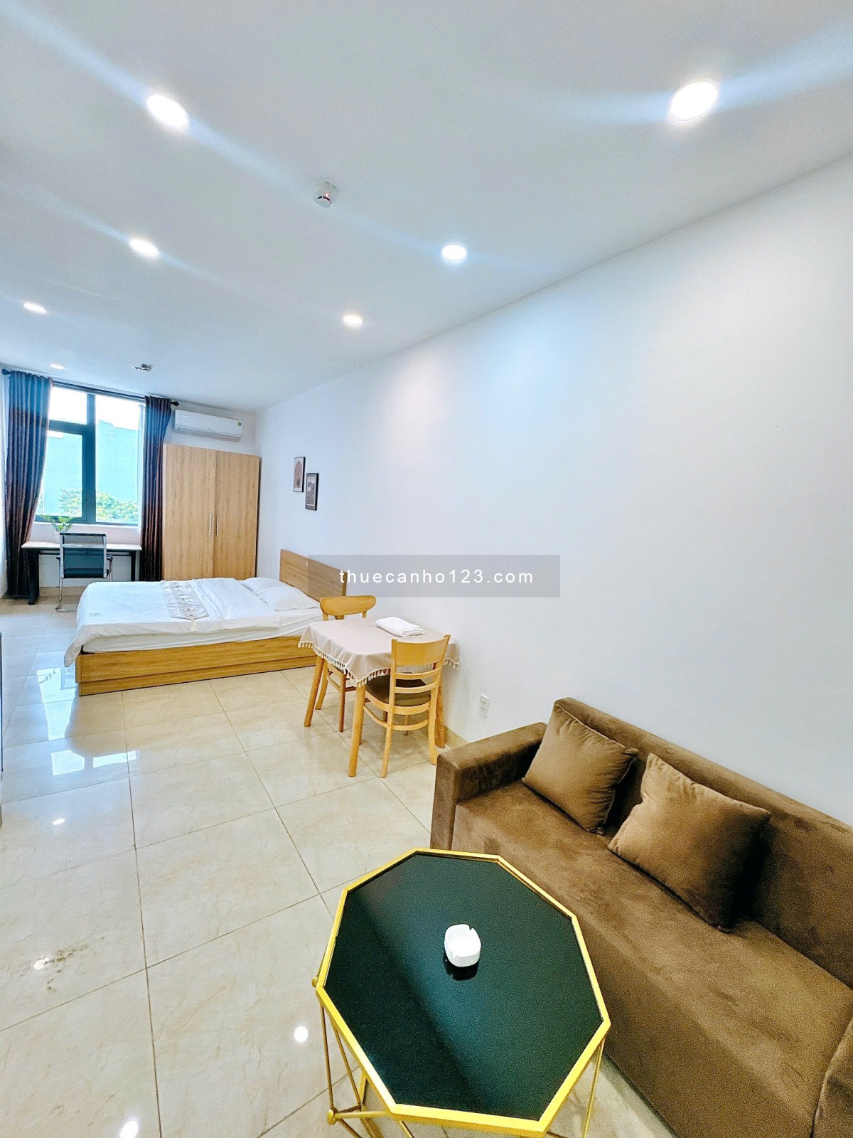 Studio tại Lô 14 Morrison Căn hộ mới đẹp, có ban công