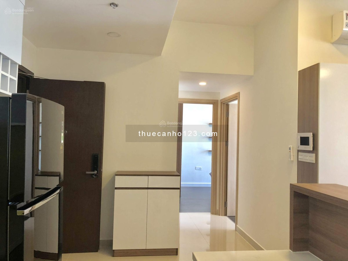 Cho thuê căn hộ 2PN tại River Gate Bến Vân Đồn Quận 4