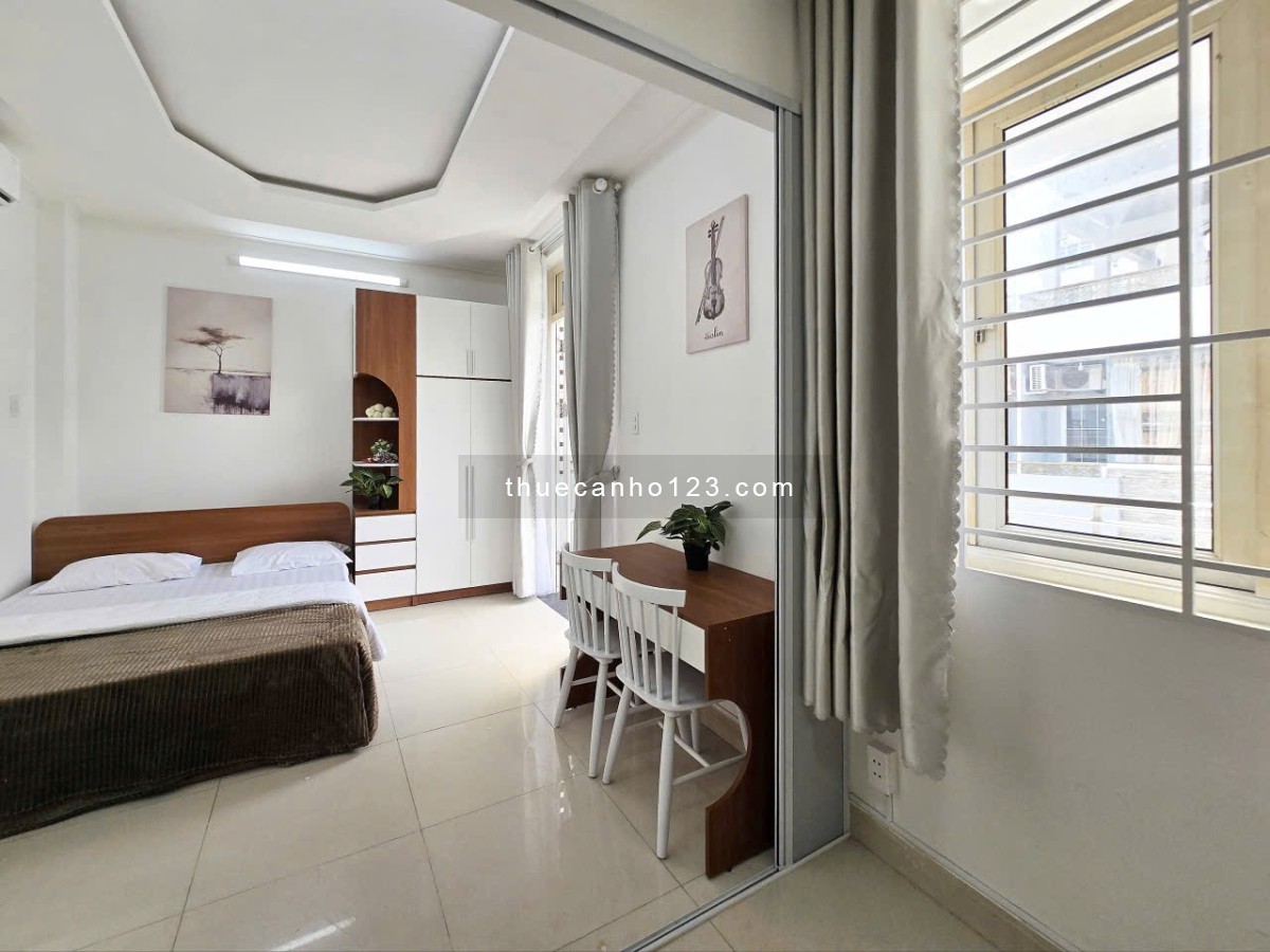 Cho thuê căn hộ 1PN tách bếp – ban công lớn – tại Quận 10, gần Đại học Kinh tế UEH, cầu vượt 3/2