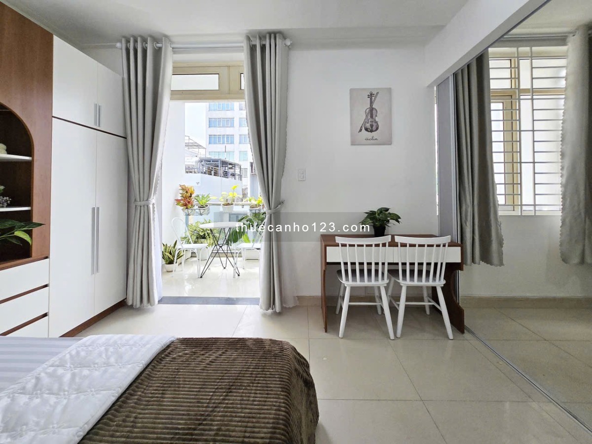 Cho thuê căn hộ 1PN tách bếp – ban công lớn – tại Quận 10, gần Đại học Kinh tế UEH, cầu vượt 3/2